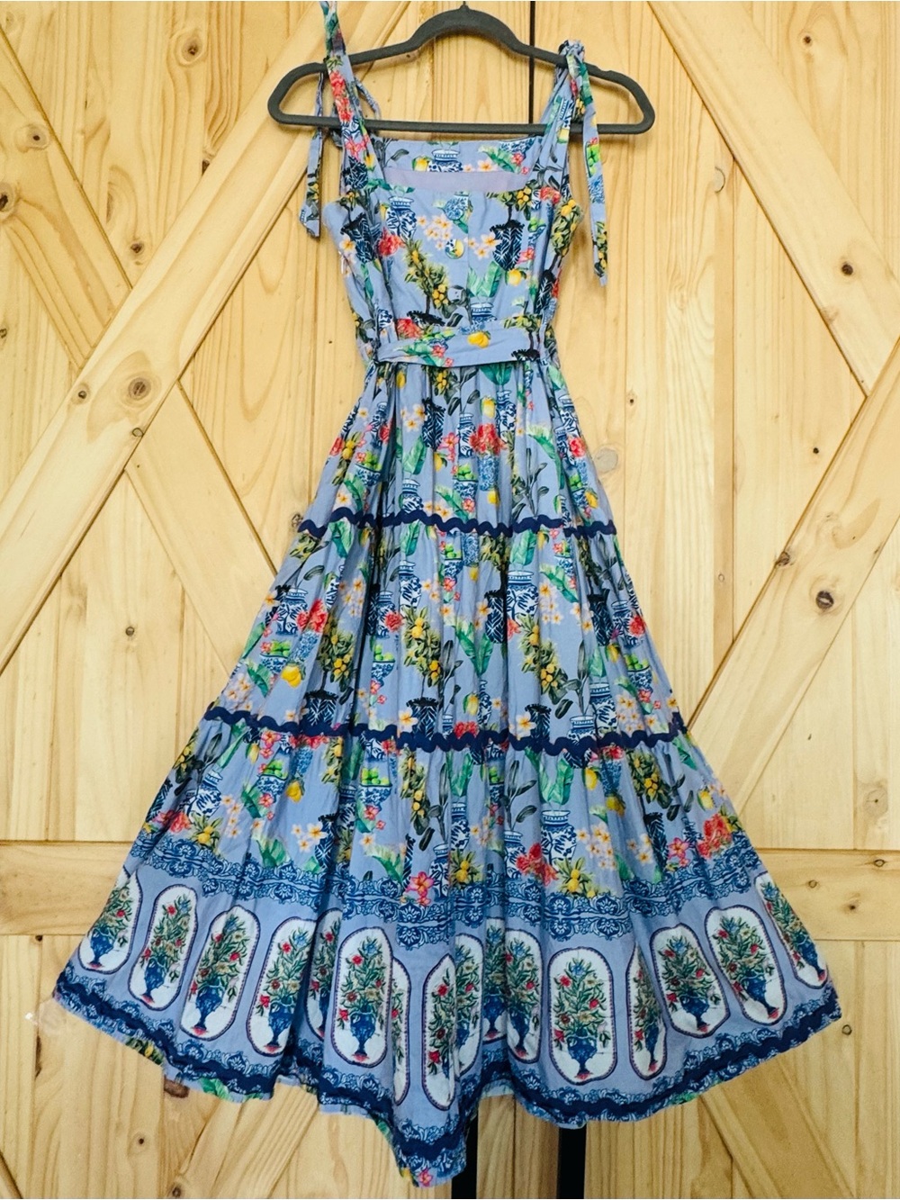 Emily Lovelock Anthropologie Ginger Jar Dress
XS - Picture 3 of 14